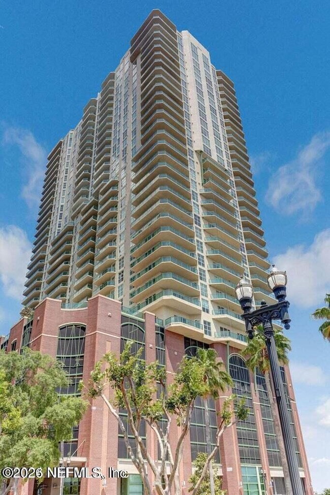 Building Photo - 1431 Riverplace Blvd