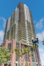 Building Photo - 1431 Riverplace Blvd