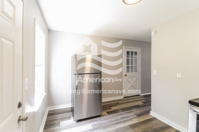 Building Photo - 1548 Buford Ave