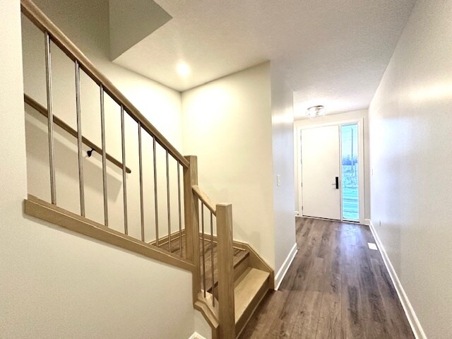 Building Photo - Beautiful 3-Bedroom Townhomes for Rent in Kilworth Heights, Komoka – Available NOW!