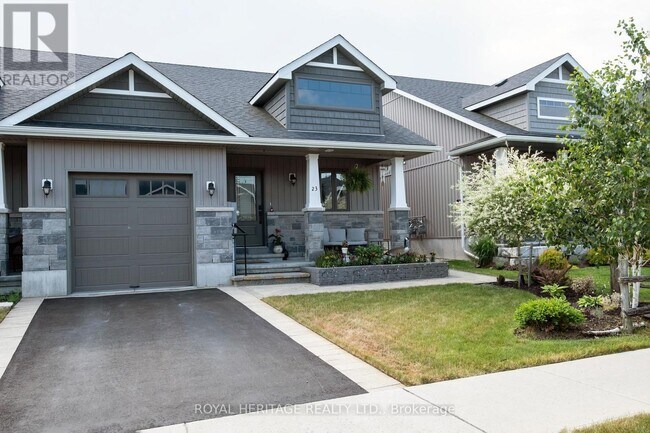 Photo du bâtiment - 23 Farrington Cres