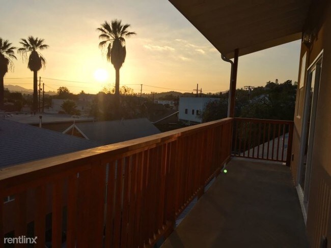 Building Photo - 2 br, 2.5 bath House - 6178 1/8 Aldama Street