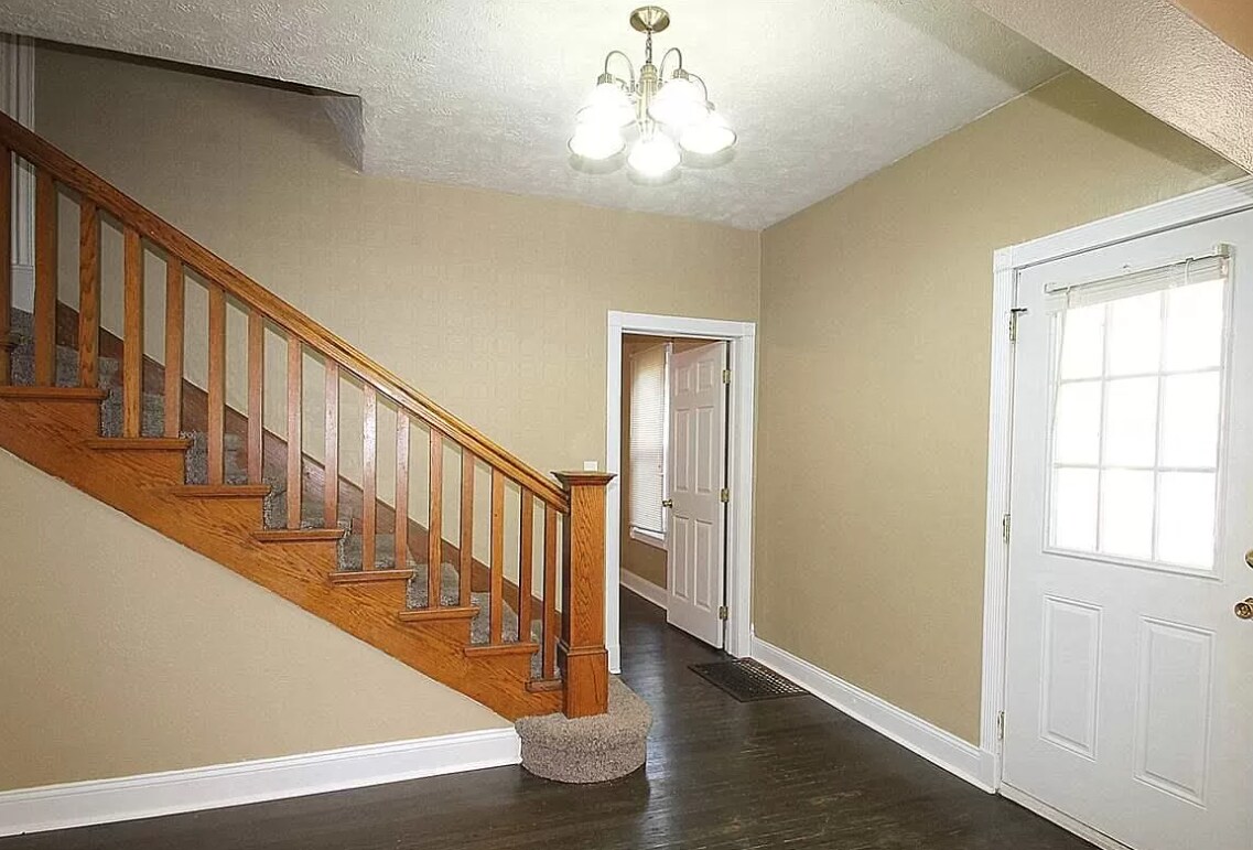 Foto del edificio - 6547 Bedford Ave