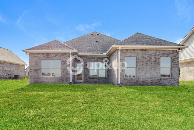 Foto del edificio - Fantastic 4bd/2ba home! Coming soon!