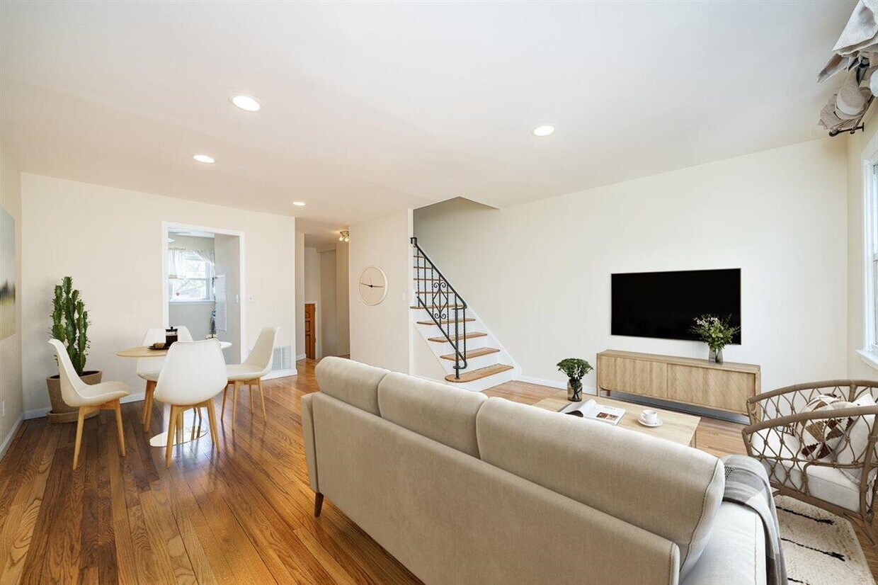 Foto principal - 58 Ferncliff Rd