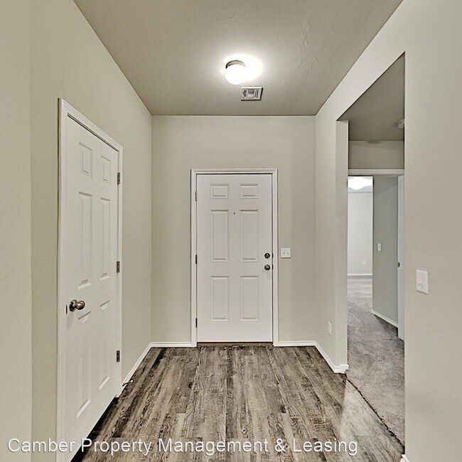 Building Photo - 3 br, 2 bath House - 1817 Sloane Drive