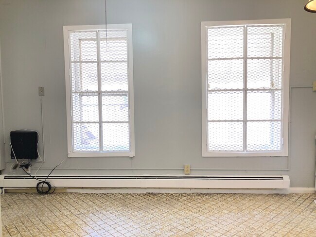 Foto del edificio - 111 Baldwin Ave