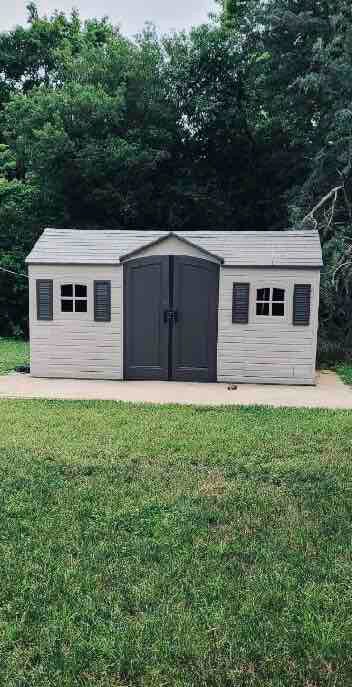 Building Photo - 1509 N Breezeland Rd