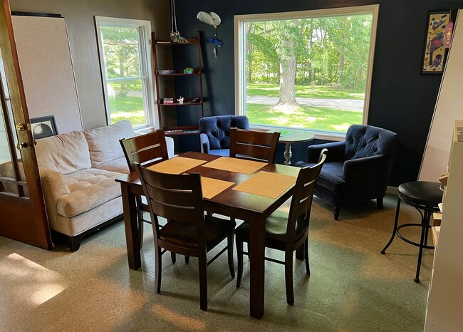 comedor - 15791 N 2700 East Rd