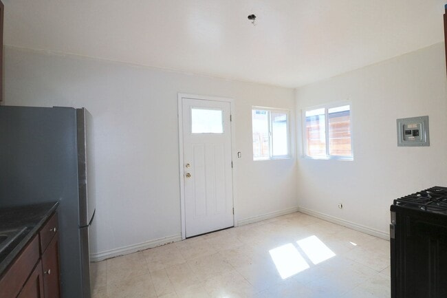 Building Photo - 4559 34th St
