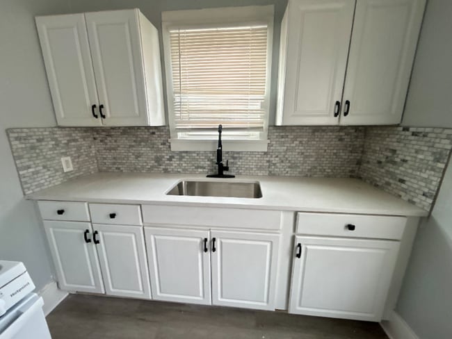 Building Photo - 19901 Naumann Ave