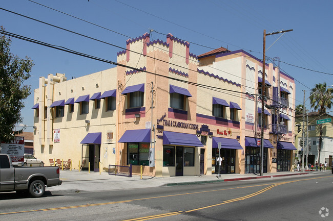 Building Photo - Orange Avenue Apartments