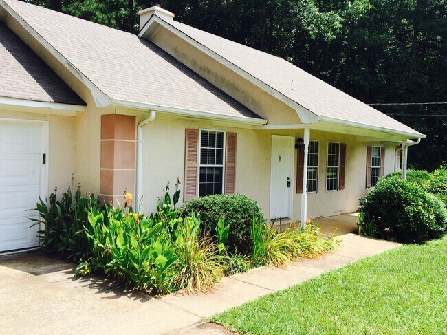 Building Photo - 86 Spring Valley Ln