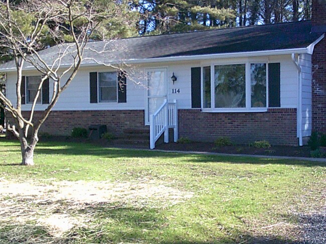 Building Photo - 114 Willis Rd
