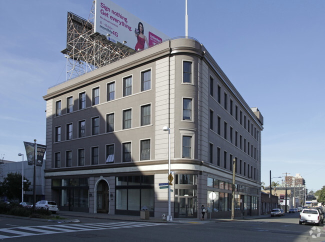 Primary Photo - Packard Lofts