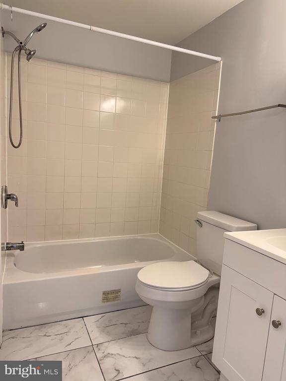 Foto del edificio - 4303 Pembrook Village Dr