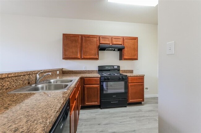 Foto del edificio - 5814 Northern Oak St
