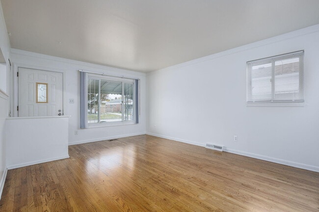 Building Photo - 8261 Gerald Ave