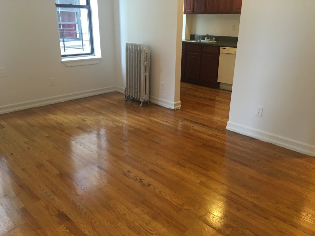Primary Photo - 29 Audubon Ave