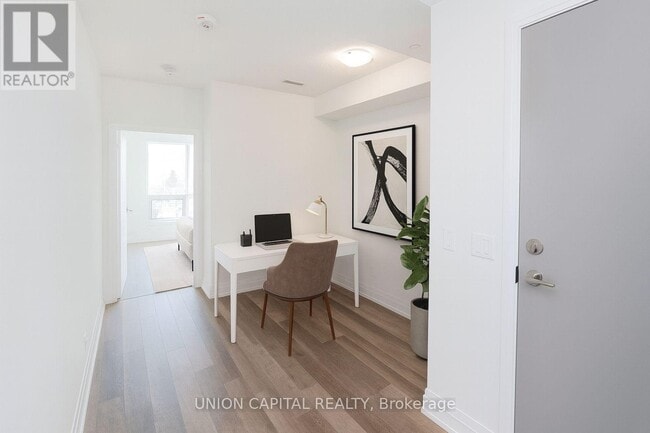 Building Photo - 3121 Sheppard Ave E