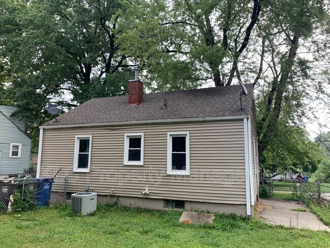 Building Photo - 3834 50th St