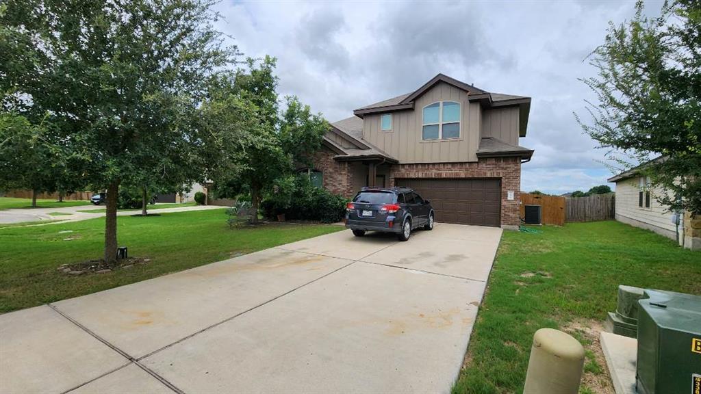 Primary Photo - 256 Pebble Creek Ln