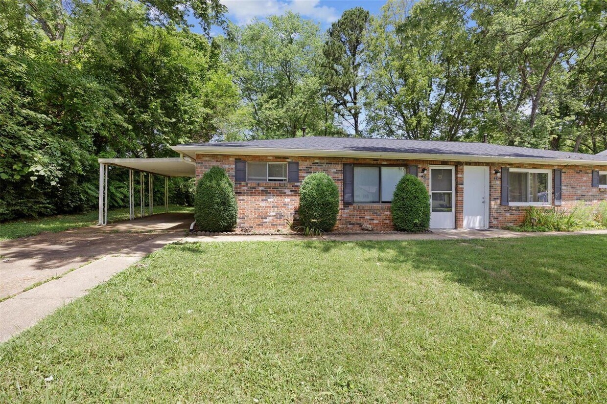 25 Pleasant Valley Terrace, Arnold, MO 63010 House Rental in Arnold