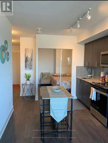 Photo du bâtiment - 2550 Simcoe St N