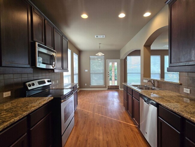Building Photo - HOME FOR THE HOLIDAYS SPECIAL - AVAILABLE NOW!