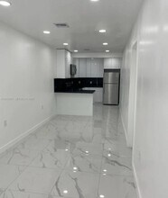 Building Photo - 3161 NW 31st St