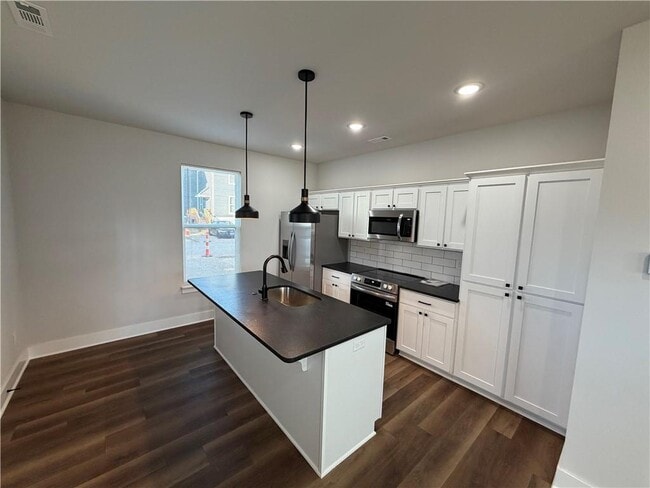 Foto del edificio - 1043 S Laramie Hts