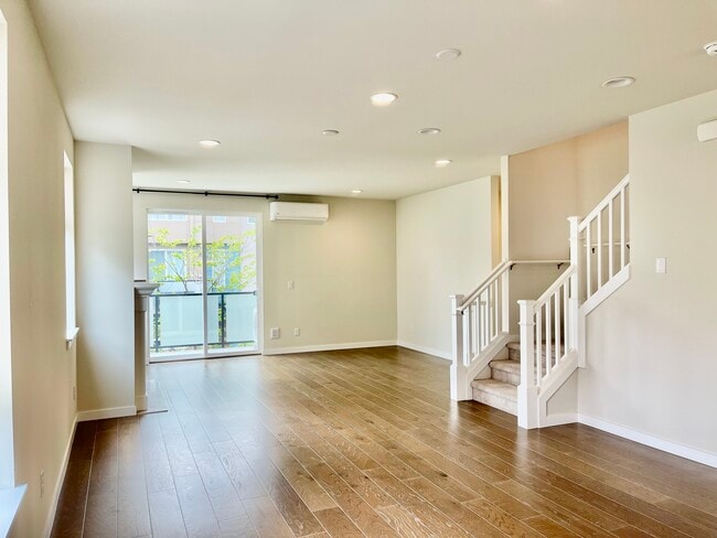 living room - 14647 36th Ct NE