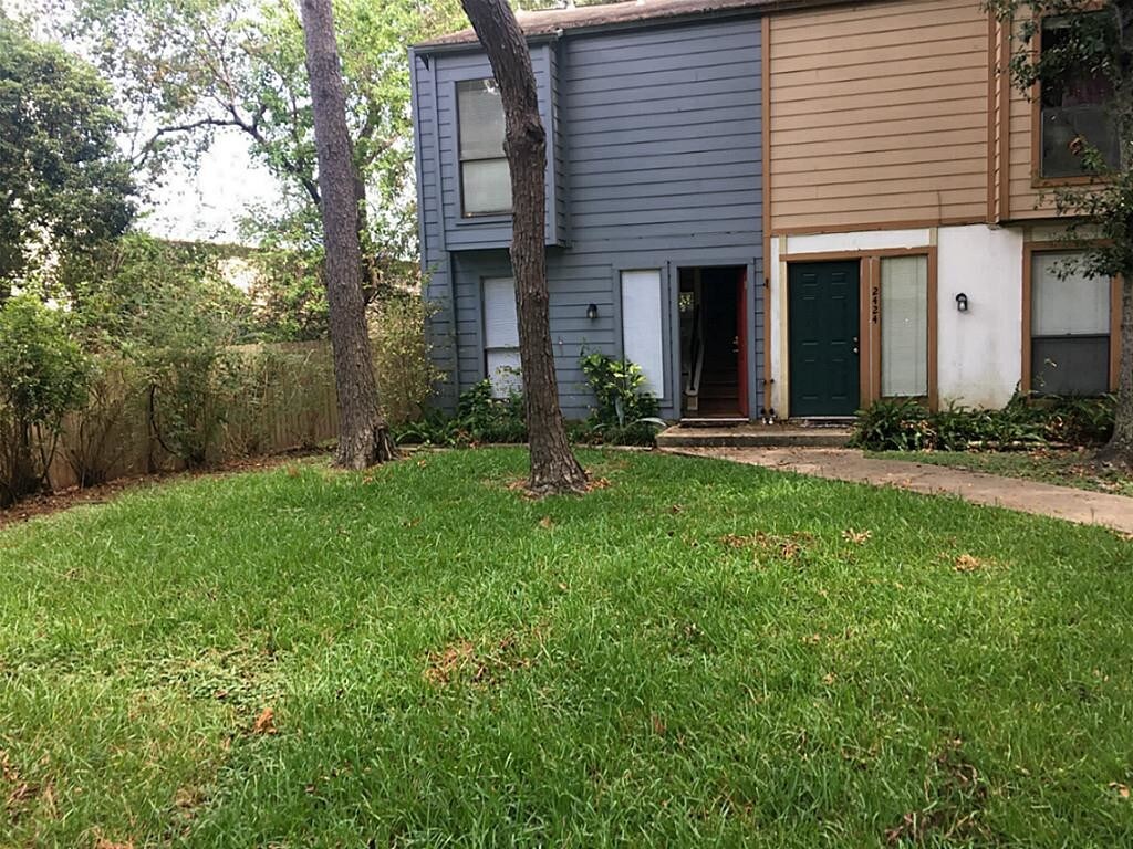 Primary Photo - 2428 Miramar Ct