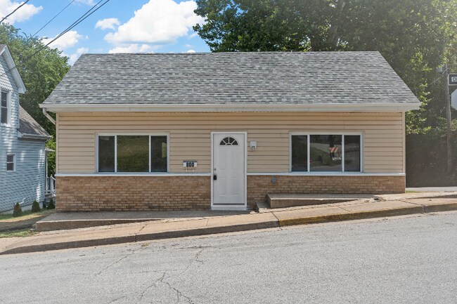 Foto del edificio - 800 N 4th St