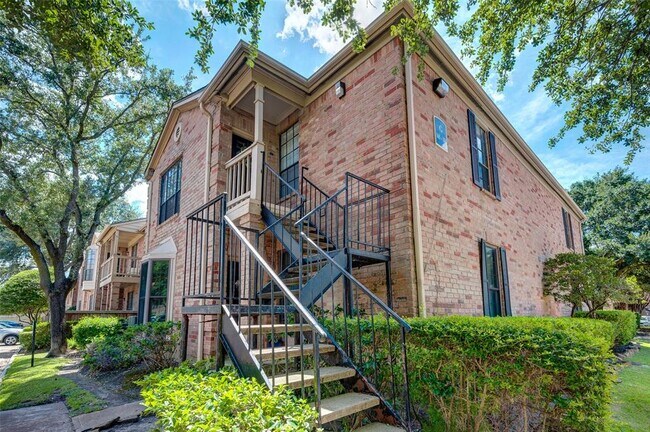 Foto del edificio - 2255 Braeswood Park Dr