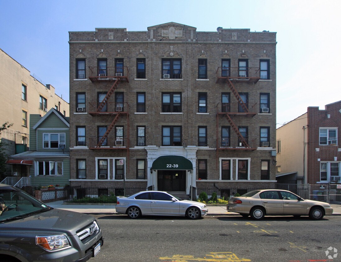 Primary Photo - 2239 85th St