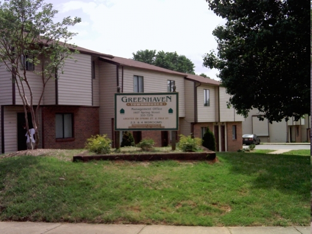 Building Photo - Greenhaven Townhouses