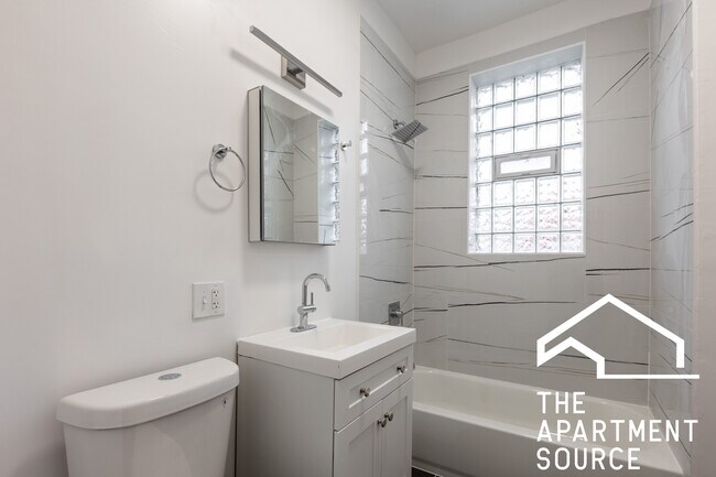 Foto del edificio - 2350 W Charleston St
