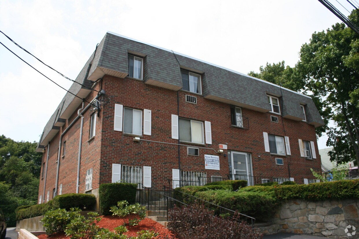 Building Photo - 433-439 Willard St