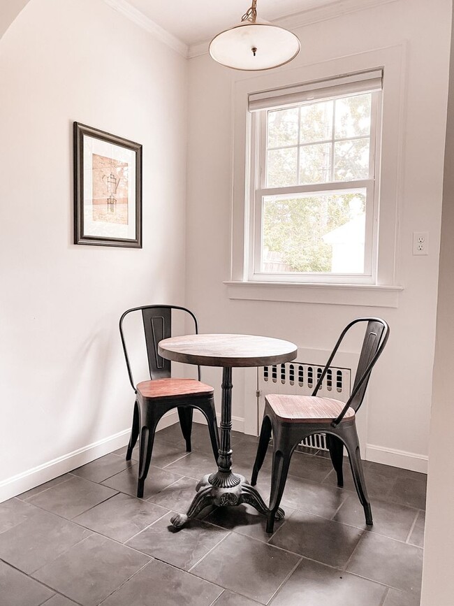 Foto del edificio - Quiet Neighborhood - Short-Term Single Fam...