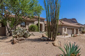 Building Photo - 13394 E Del Timbre Dr