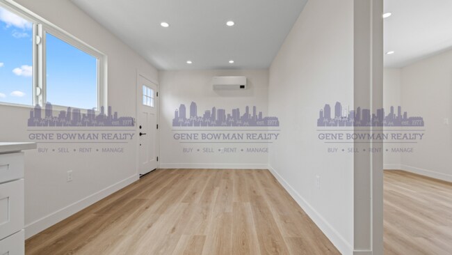 Foto del edificio - 4951 Genesee Ave