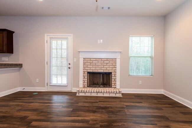 Foto del edificio - 1157 Pebble Ridge Dr