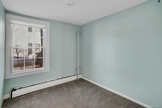 Foto del edificio - 36 Anderson Rd