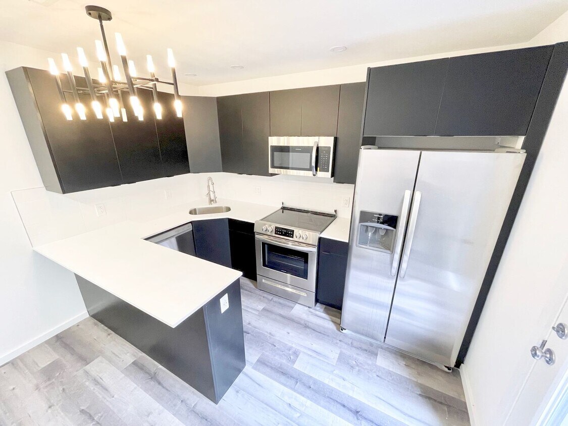 Foto principal - 1537 N Orkney St