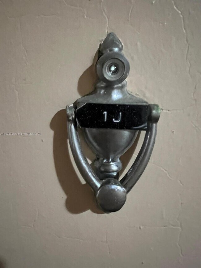 Foto del edificio - 480 Executive Center Dr