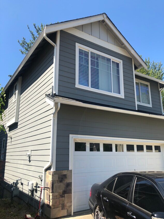 311 50th St SE, Auburn, WA 98092 House for Rent in Auburn, WA