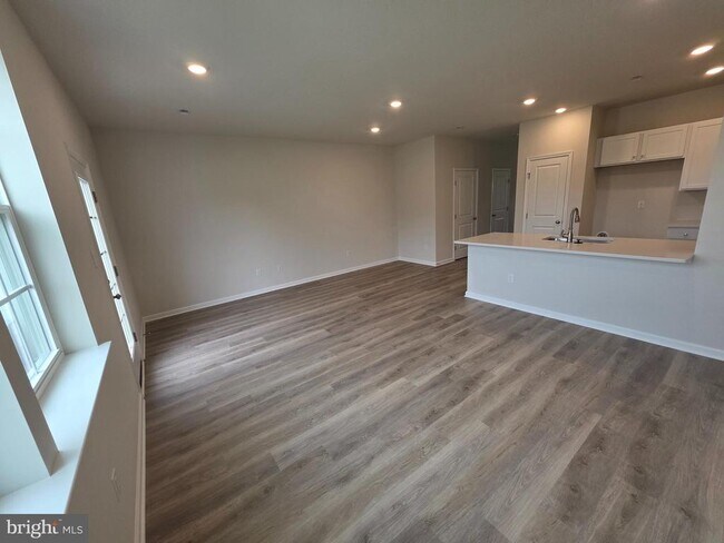 Foto del edificio - 57 Alexander Wy