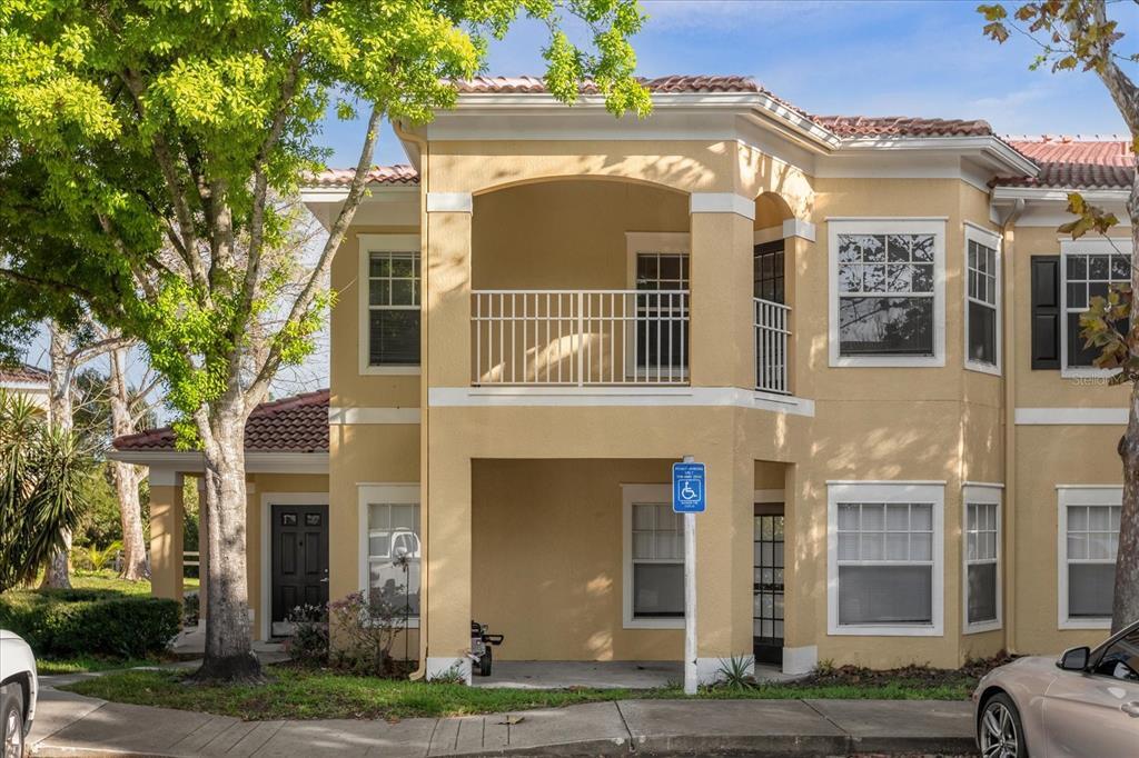 Primary Photo - 1321 Arbor Lakes Cir