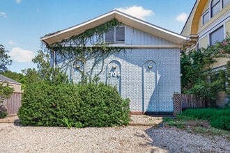 Building Photo - 306 Hawthorne St